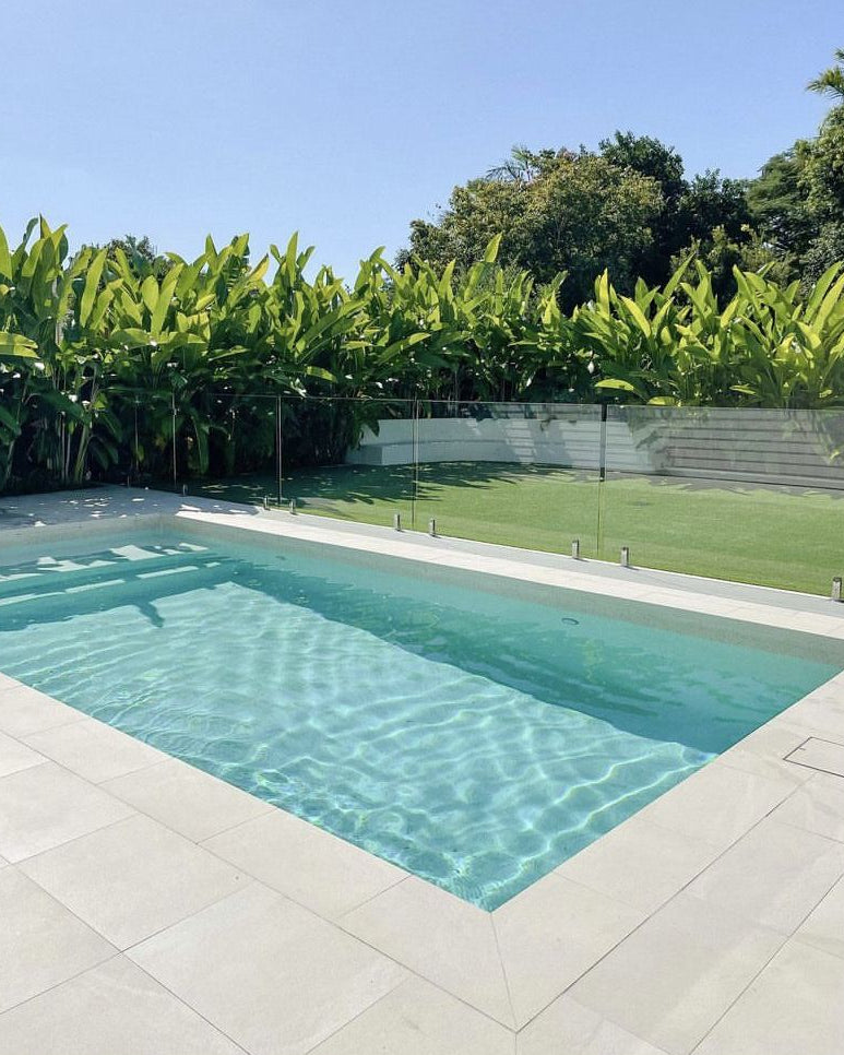 Pool & Outdoor Builds